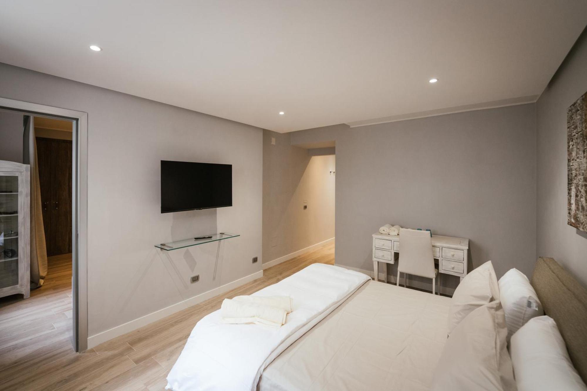 Calefati Suite 54 Бари Екстериор снимка